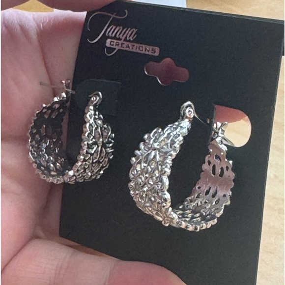 High-End Department Store Designer One of Kind Statement Earrings - Picture 4 of 9